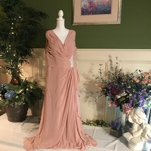 Formal evening gown dress
